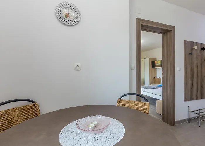 Apartman Tena *