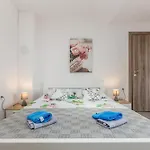 Appartement Tena *